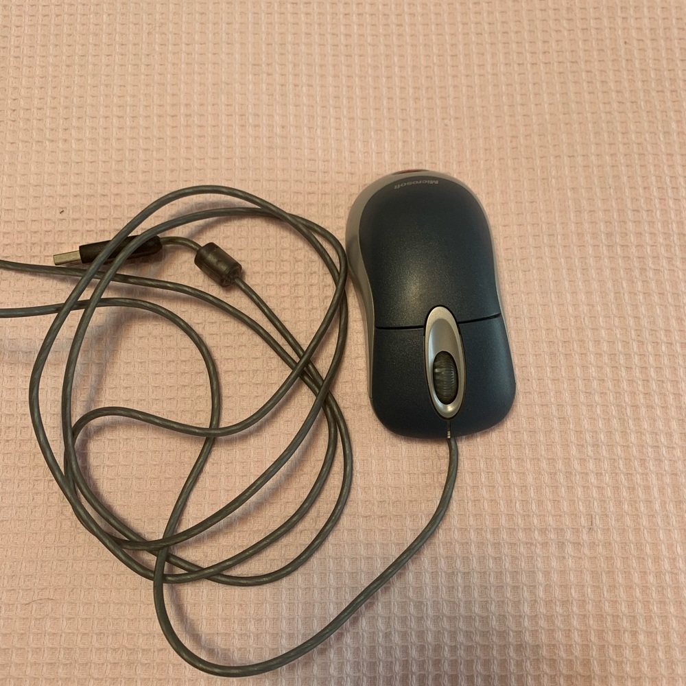 Microsoft mouse - Picture 3 of 5